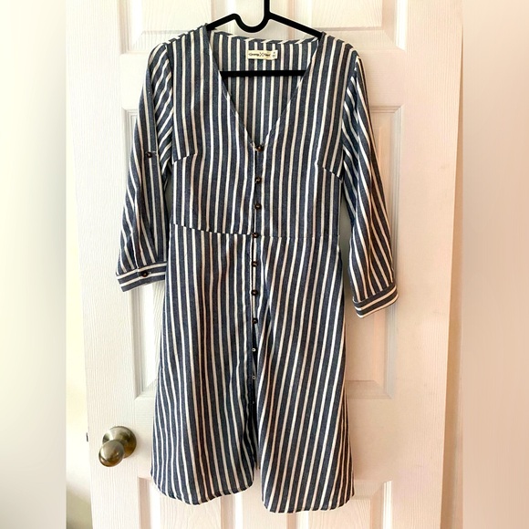 Runaway Heart Striped Button-Up Dress - Size XS - Picture 1 of 3